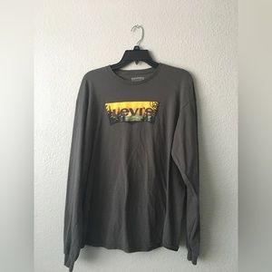 Levi’s long sleeve shirt